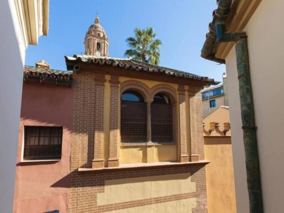 Chic Casa Cathedral At Calle Fresca 2-Bedroom Apartment In Malaga City Center 외부 사진